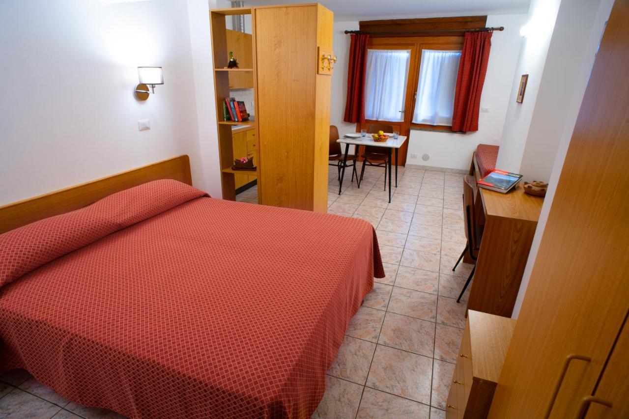 Residence Beau Sejour Antey-Saint-Andre Bagian luar foto