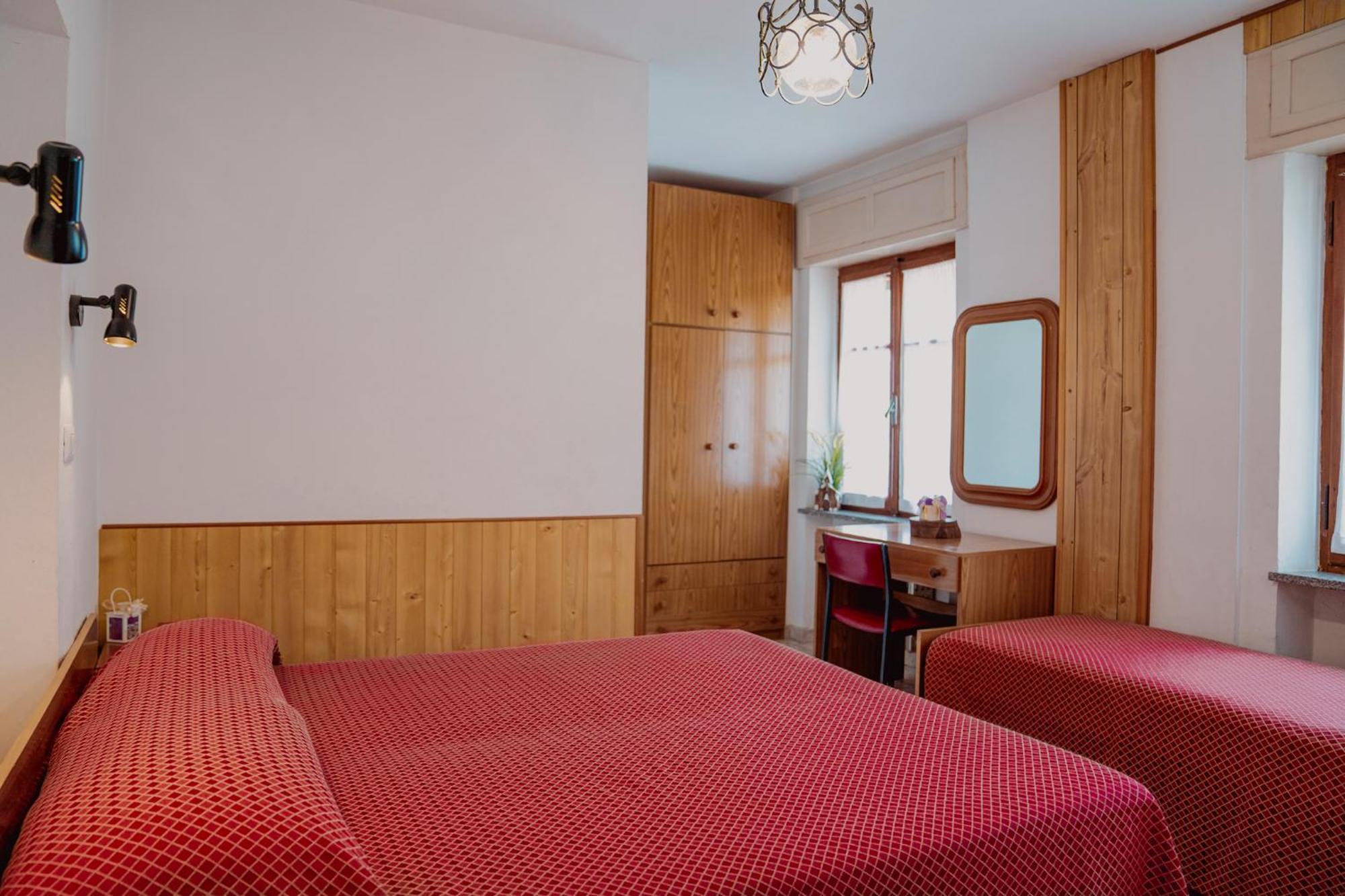 Residence Beau Sejour Antey-Saint-Andre Bagian luar foto