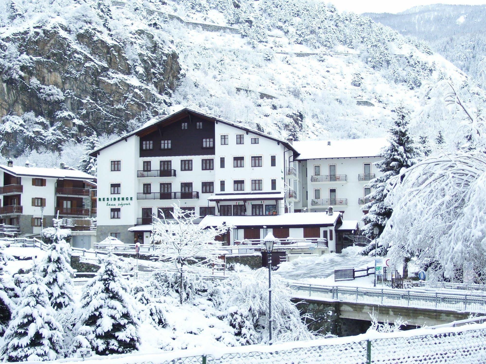 Residence Beau Sejour Antey-Saint-Andre Bagian luar foto