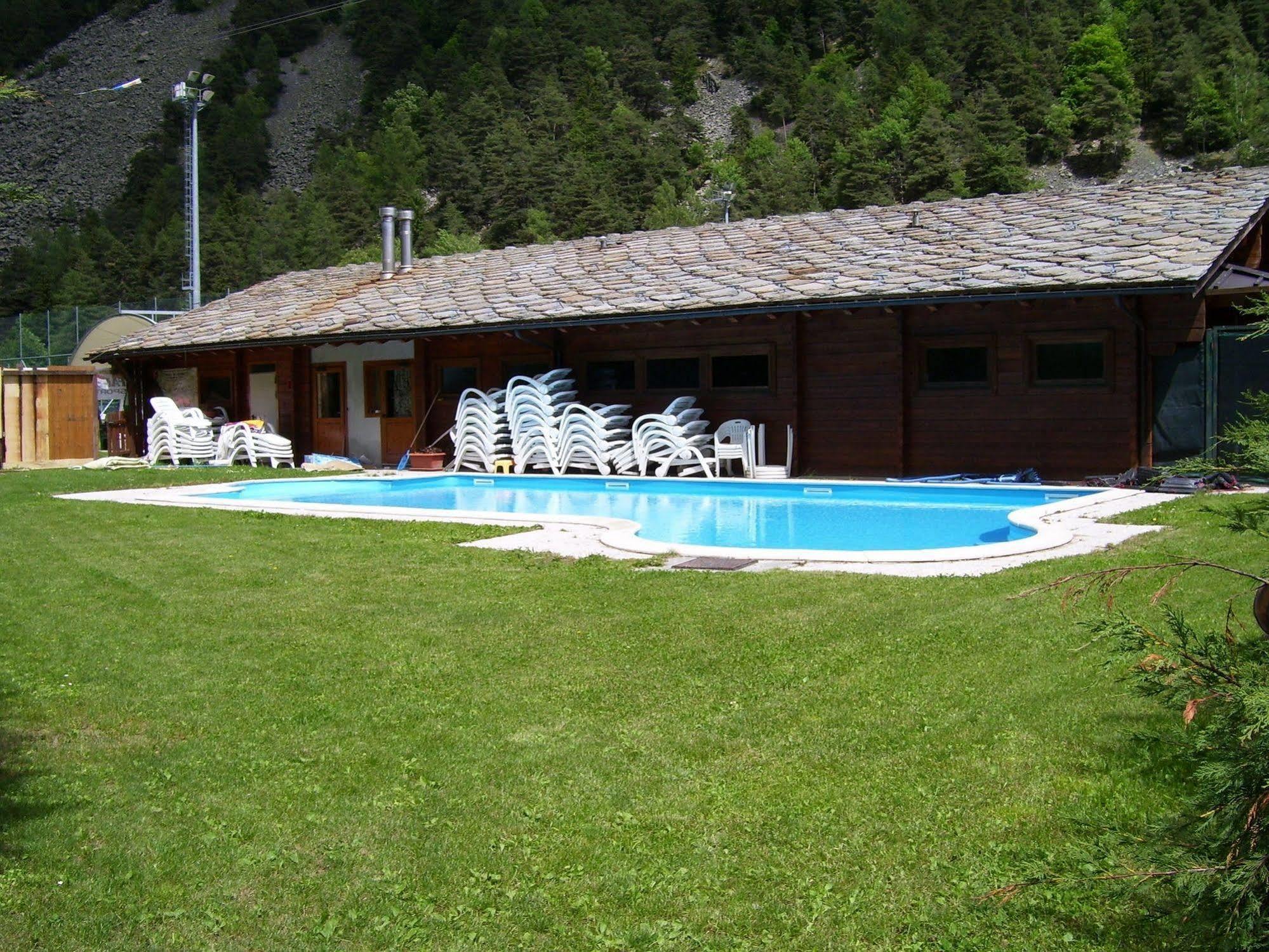 Residence Beau Sejour Antey-Saint-Andre Bagian luar foto